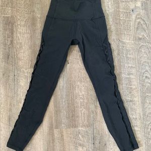 Lululemon Wunder Under Special Edition